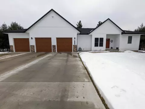 4710 Pine Needle Way, Wisconsin Rapids, WI 54494