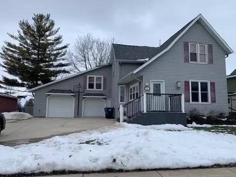 287 N Main St, Juneau, WI 53039