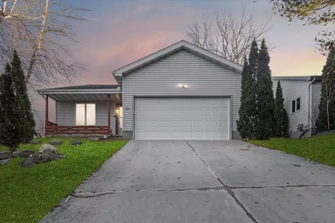 1949 Pond St, Madison, WI 53704
