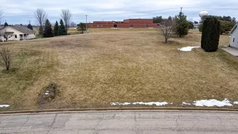 603 Uplands Dr, Dodgeville, WI 53533