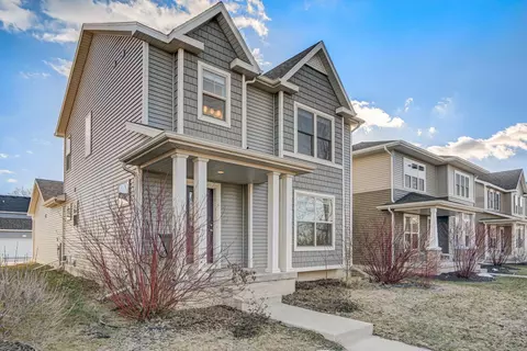 1121 Okeeffe Ave, Sun Prairie, WI 53590