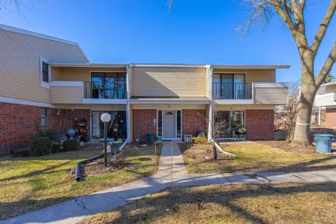 5518 Century Ave #3, Middleton, WI 53562