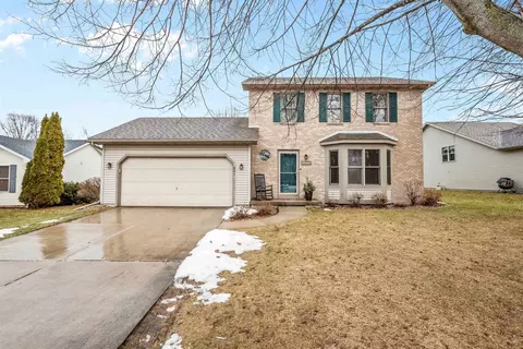 661 Invermere Dr, Sun Prairie, WI 53590