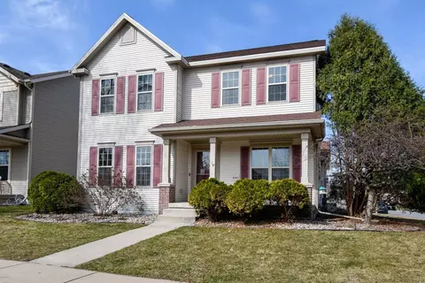 4702 Bautista Dr, Mcfarland, WI 53558