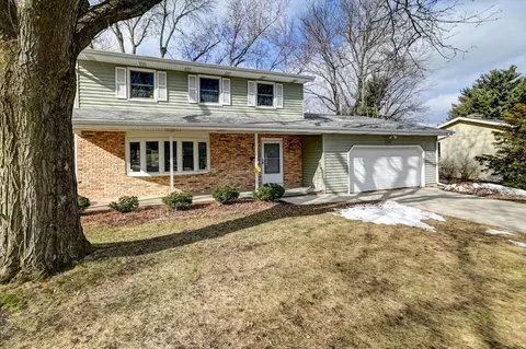 1138 Frisch Rd, Madison, WI 53711