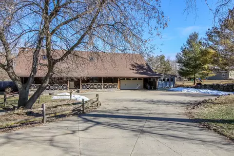 w9368 Us 12, Cambridge, WI 53523