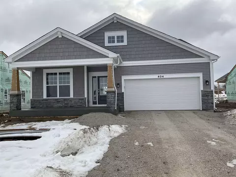 404 Harmony Dr, Lake Geneva, WI 53147