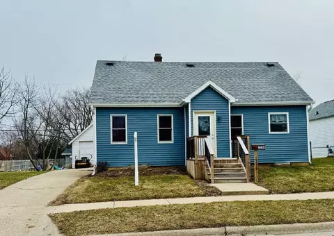 2336 17th Ave, Monroe, WI 53566