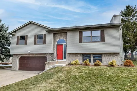 904 Liberty Dr, Deforest, WI 53532