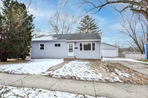 4214 School Rd, Madison, WI 53704