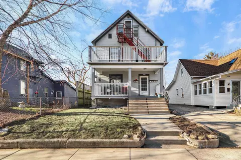 1332 E Dayton St, Madison, WI 53703