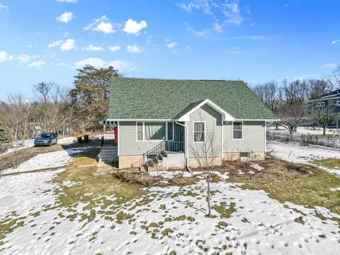 10906 Cave Of The Mounds Rd, Blue Mounds, WI 53517