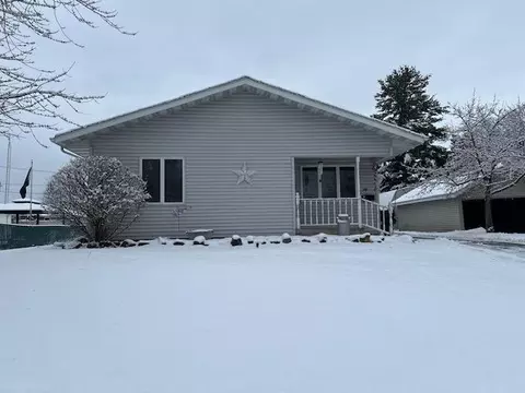 343 Fond Du Lac St, Waupun, WI 53963