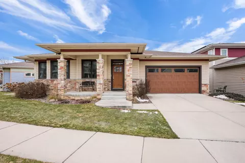 822 Pine Hill Dr, Verona, WI 53593