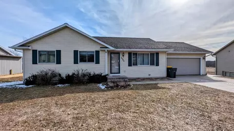 2406 Ernstmeyer Rd, Reedsburg, WI 53959