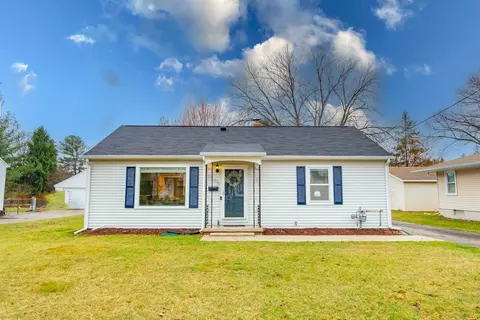 4905 Shore Acres Rd, Monona, WI 53716