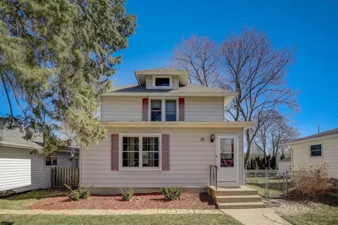12 N Western Ave, Deerfield, WI 53531
