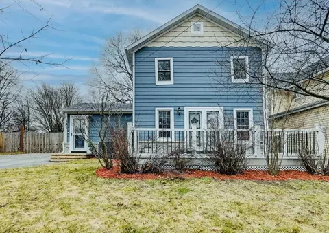 131 N Pardee St, Marshall, WI 53559