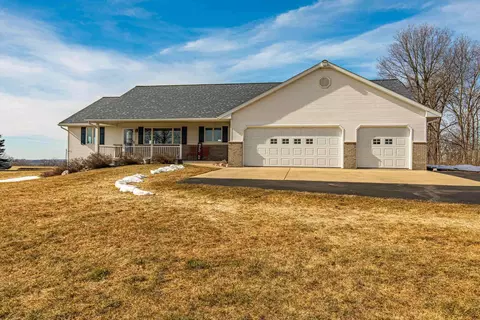 285 Highway 69, New Glarus, WI 53574