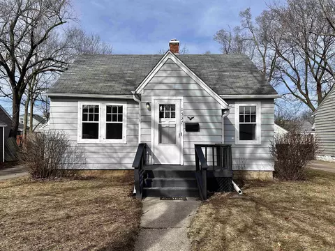 1537 Copeland Ave, Beloit, WI 53511