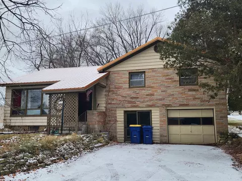 411 N Garden St, Ontario, WI 54651