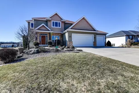 6437 Nature Valley Dr, Waunakee, WI 53597