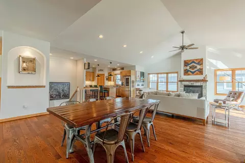 6001 Holscher Rd, Mcfarland, WI 53558