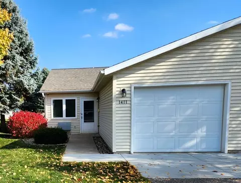 1411 15th St, Baraboo, WI 53913