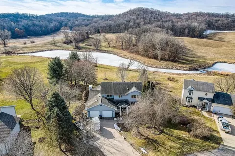 8933 Schoon Rd, Sauk City, WI 53583