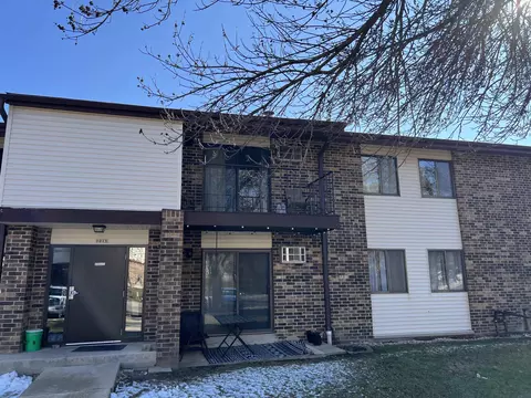 1013 N Sunnyvale Ln #F, Madison, WI 53713