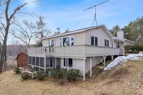 w4497 Shore Drive, Montello, WI 53949