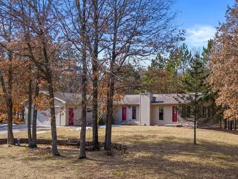 213 Walden Oaks Way, Nekoosa, WI 54457