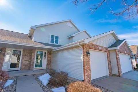653 Cardinal Way #653, Sun Prairie, WI 53590