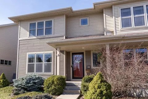 1536 Wild Iris St, Sun Prairie, WI 53590