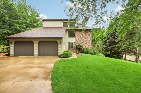 5103 Caton Ln, Waunakee, WI 53597