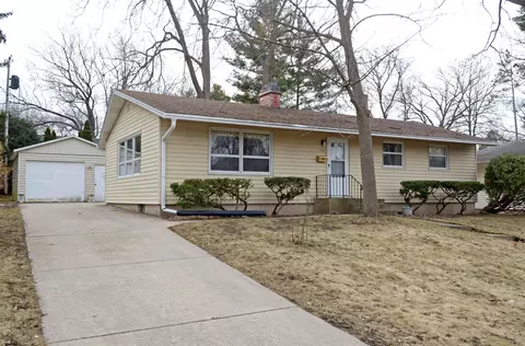 5101 Sherwood Rd, Madison, WI 53711