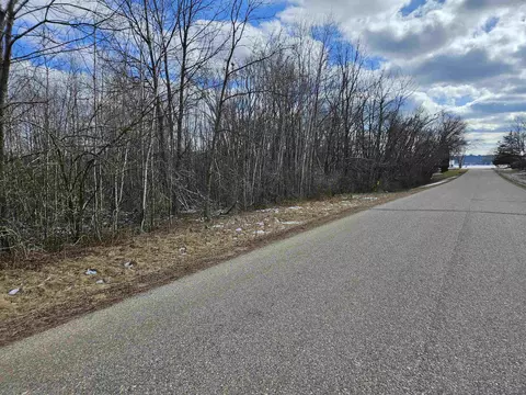 17 Weynand Drive, Merrimac, WI 53561