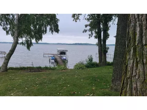 3020 Waubesa Ave, Madison, WI 53711