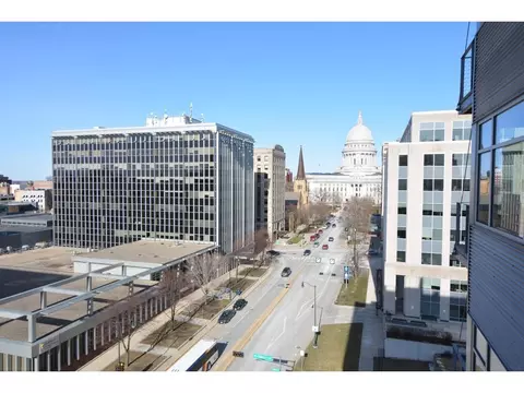 309 W Washington Ave #809, Madison, WI 53703