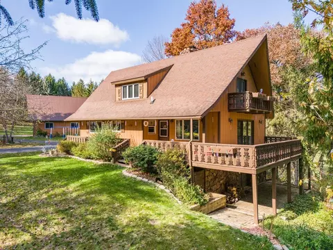 e4126 Miami Court, La Valle, WI 53941