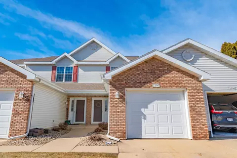 2397 Effingham Way, Sun Prairie, WI 53590