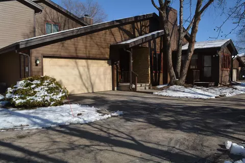 7607 Widgeon Way, Madison, WI 53717