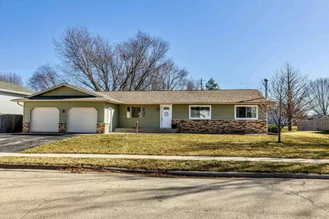 440 S Park St, Belleville, WI 53508
