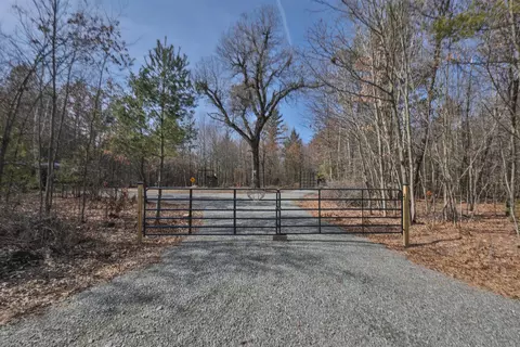 n881 Pray Avenue, Neillsville, WI 54456