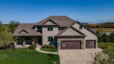 4962 Highwood Cir, Middleton, WI 53562