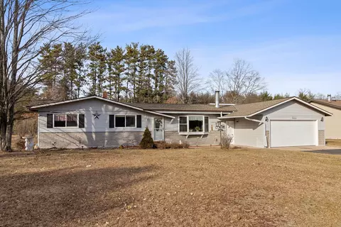 5821 Helke Rd, Wisconsin Rapids, WI 54494