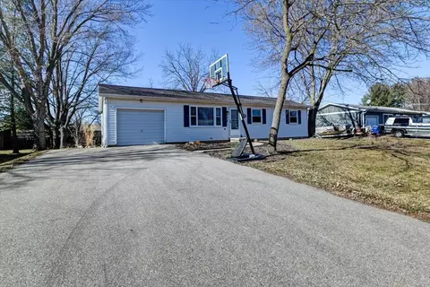 533 Jon St, Belleville, WI 53508