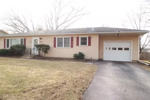 814 Pulley Dr, Madison, WI 53714