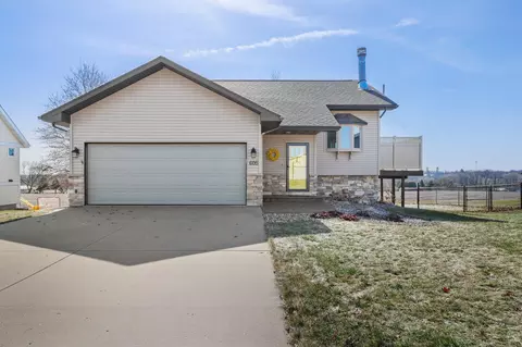 605 E North St, Dodgeville, WI 53533
