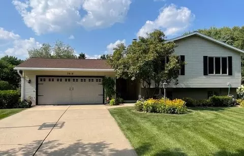 7618 W Hampstead Ct, Middleton, WI 53562
